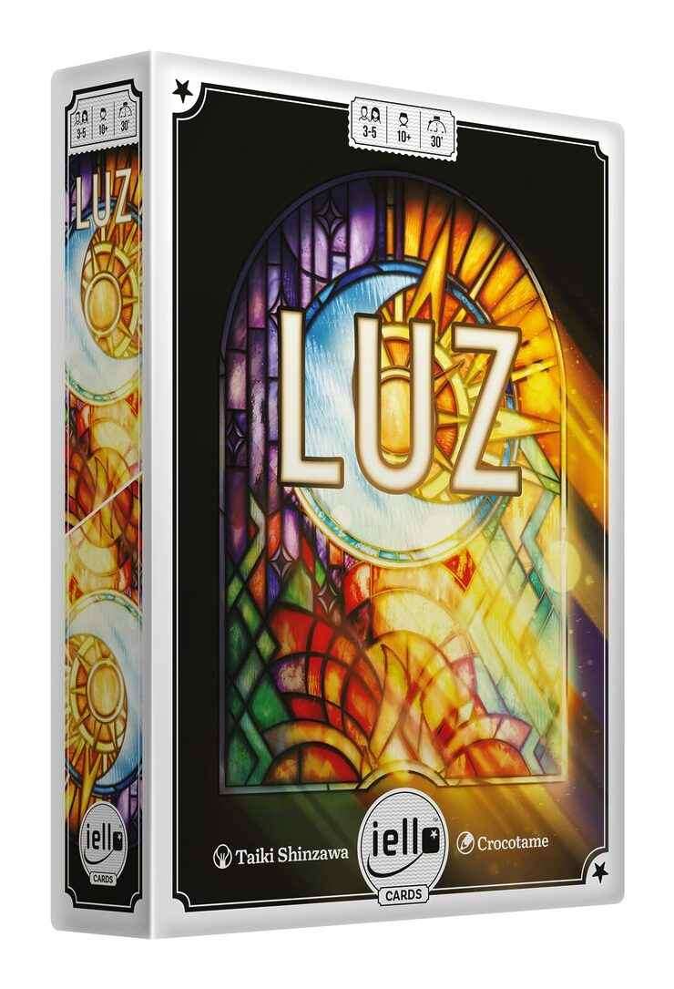 Luz Card Game