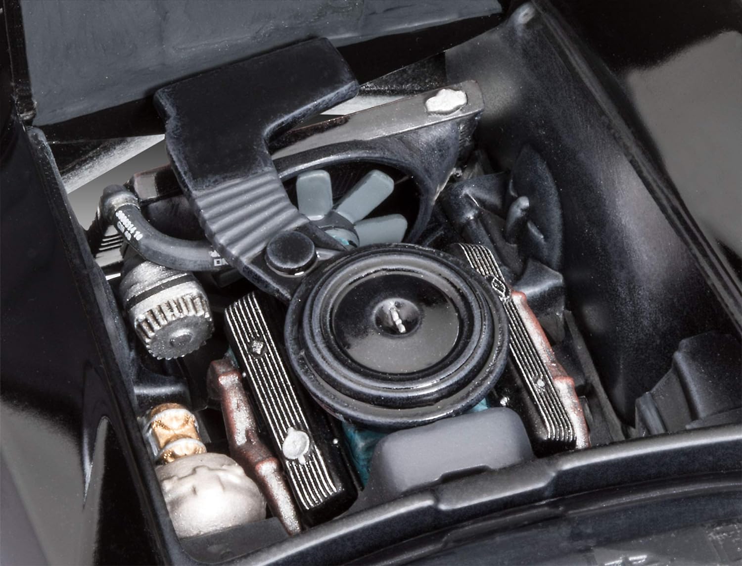 Revell '78 Corvette Indy Pace Car Plastic Model kit 1:24 Scale, Unpainted